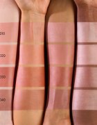 Catrice Eye Blusher tekuté oční stíny se třpytkami odstín 020 Cotton Cloud 7 ml