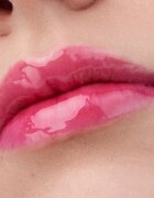 Catrice Glossing Glow tónovací olej na rty odstín 020 - Drama Mama 4 ml