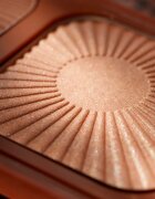 Catrice Holiday Skin rozjasňující a bronzující paletka 55 g