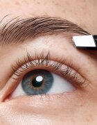 Catrice Magic Perfectors pinzeta se zešikmeným koncem 1 ks