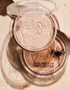 Catrice More Than Glow rozjasňující pudr odstín 010 - Ultimate Platinum Glaze 59 g