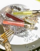 Catrice MY JEWELS. MY RULES. lesk na rty odstín CO2 Apricot Crush 3 ml