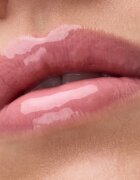Catrice Peptide Bliss Glossy Lip Balm lesklý balzám na rty s peptidy odstín 010 Life In Rosé 10 ml
