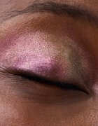 Catrice Prismatic Shift Eyeshadow oční stíny s multichromatickým efektem odstín 010 Pink Horizon 1 g