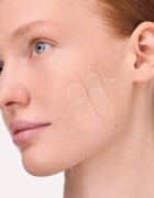 Catrice Skin Like Luminous Foundation tekutý rozjasňující make-up s hydratačním účinkem odstín 020N 30 ml
