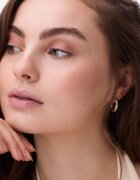 Catrice Soft Blend Eyeshadow Stick dlouhotrvající oční stíny v tužce voděodolné odstín 030 Velvet Pink 1.65 g