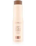 Catrice Soft Glam Filter Stick make-up v tyčince odstín 065 Tan 9 g