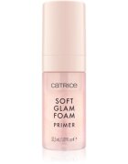 Catrice Soft Glam Foam Primer podkladová báze 010 Beyond The Cloud 32.5 ml