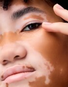 Catrice Under Eye Brightener rozjasňovač proti kruhům pod očima odstín 020 Warm Nude 4.2 g