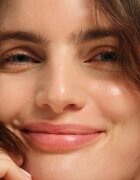Chantecaille Rose de Mai Lip Balm hydratační balzám na rty 2.5 g