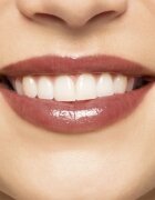 Clarins Lip Perfector Intense hydratační lesk na rty odstín 19 Intense Smoky Rose 12 ml
