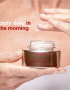 Clarins Nutri-Lumière Day revitalizační denní krém pro zářivý vzhled pleti 50 ml