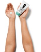 Clinique Blackhead Solutions 7 Day Deep Pore Cleanse & Scrub čisticí pleťový peeling proti černým tečkám 125 ml