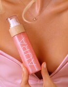COCOSOLIS AURA Peptide Shimmer Spray hydratační sprej s rozjasňujícím efektem s vůní jahodového cheesecaku 100 ml