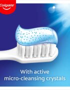 Colgate Advanced White bělicí pasta proti skvrnám na zubní sklovině 75 ml