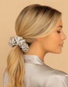 Crystallove Silk Scrunchie hedvábná gumička do vlasů Silver 1 ks