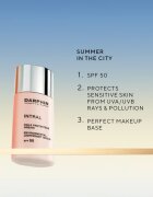 Darphin Intral Lightweight Shield SPF50 ochranný pleťový krém SPF 50 30 ml