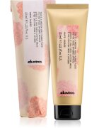 Davines More Inside Medium Hold Pliable Paste stylingová pasta pro přirozenou fixaci 125 ml