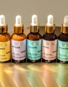 Delia Cosmetics Retinol protivráskové sérum na obličej krk a dekolt 30 ml