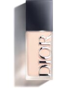 DIOR Forever Skin Wear dlouhotrvající matující make-up SPF 20 odstín 00 Neutral 30 ml
