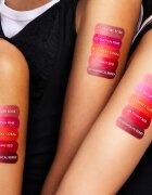 Dolce&Gabbana Cherry Glaze Bar tuhá krémová tvářenka v tyčince odstín 03 Cheeky Coral - Pop Orange 11 g