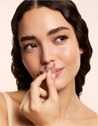 Dolce&Gabbana Fresh Skin Nouri-Kiss Petal Lip Patches hydrogelová maska na rty s vyživujícím účinkem 5x2.1 g