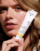 Dr. Hauschka Facial Care tónovací opalovací krém na obličej SPF 30 40 ml