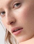Dr. Hauschka Make-Up Colour Correcting Powder kompaktní pudr odstín 01 activating 8 g