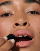 Dr. Hauschka Make-Up Lip to Cheek multifunkční líčidlo na rty a tváře odstín 01 apricot 6.1 g