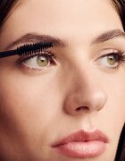 Dr. Hauschka Make-Up Long Lasting Mascara dlouhotrvající řasenka odstín 01 black 8 ml