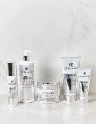 Dr Irena Eris Body Art Alabaster Scrub vyhlazující tělový peeling s alabastrem 200 ml