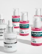 Dr. Melaxin Cyano Pink Spicule Serum zpevňující pleťové sérum proti příznakům stárnutí 30 ml