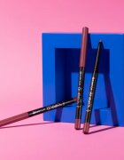 essence 8h Matte Comfort matná tužka na rty s ořezávátkem odstín 06 Cool Mauve 03 g