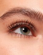 essence All Eyes on Me řasenka pro objem natočení a oddělení řas odstín 01 Black 8 ml