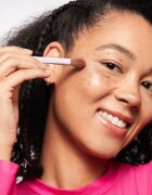 essence All In One štětec na blending 1 ks