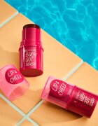 essence BABY GOT BLUSH tvářenka v tyčince odstín 50 cherry cherry baby 5.5 g