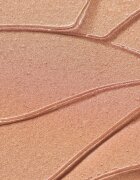 essence BABY GOT GLOW rozjasňující tyčinka pro zářivý lesk odstín 10 Golden Aura 5.5 g