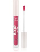 essence Blur Soufflé matná tekutá rtěnka odstín 04 Main Feed 3.6 ml