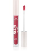 essence Blur Soufflé matná tekutá rtěnka odstín 11 Clickbait 3.6 ml