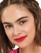 essence Blur Soufflé matná tekutá rtěnka odstín 11 Clickbait 3.6 ml