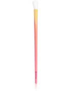 essence BRUSH IT LIKE IT'S ART blending brush štětec na blending 01 Blending Is Like Cardio For Artists 1 ks