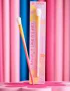 essence BRUSH IT LIKE IT'S ART blending brush štětec na blending 01 Blending Is Like Cardio For Artists 1 ks