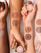 essence Cream Eyeshadow Matte krémové oční stíny s matným efektem odstín 01 Oak 5 g