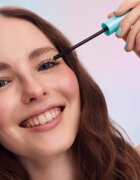 essence Disney The Little Mermaid objemová a prodlužující řasenka odstín 01 I Sea You 13 ml