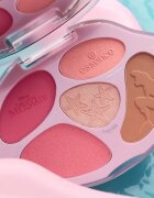 essence Disney The Little Mermaid paletka na tvář odstín 01 The World Is My Oyster! 8.9 g