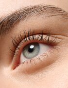 essence I LOVE CURL voděodolná řasenka pro objem černá 10 ml