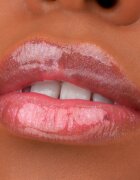essence Juicy Bomb lesk na rty odstín 105 Bouncy Bubblegum 10 ml