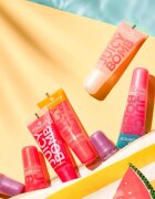 essence Juicy Bomb lesk na rty odstín 107 Glowy Gummy/colour changing 10 ml