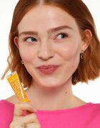 essence Juicy Bomb lesk na rty odstín 109 Bee Mine 10 ml
