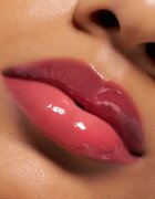 essence Juicy Bomb lesk na rty se zvětšujícím efektem odstín 08 Pure Raspberry 2.6 ml